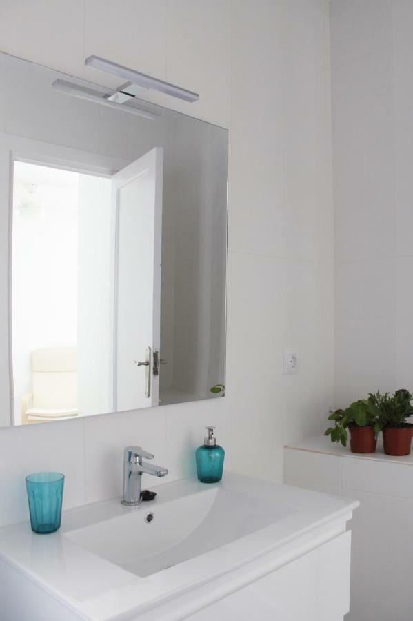 Aticoteatro27 Apartment Alicante Bagian luar foto